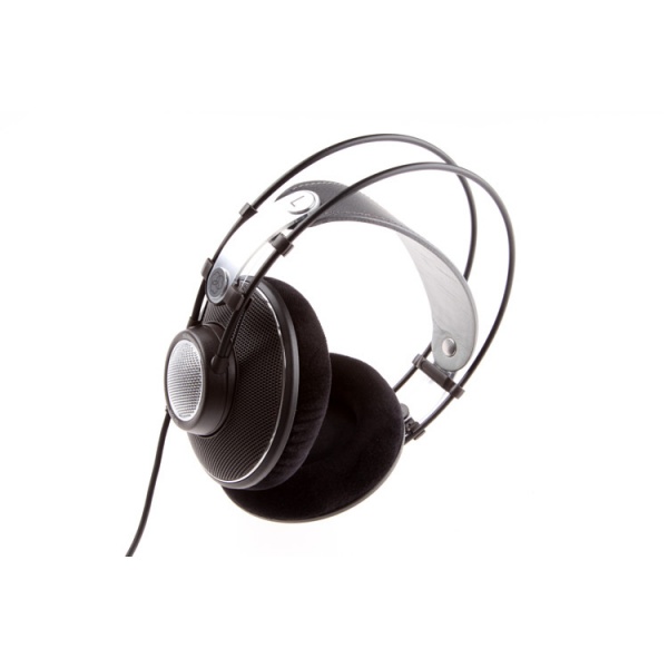 AKG K612