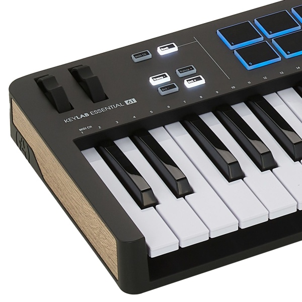 arturia_keylab_essential_61_mk3_black_7