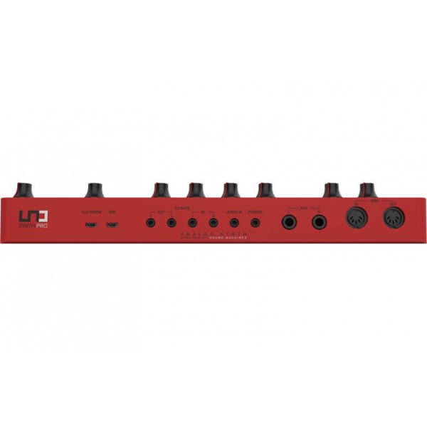 ik_multimedia_uno_synth_pro_desktop_2