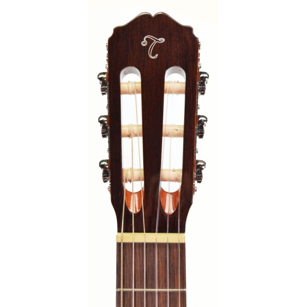 takamine_gc1ce_natural_2