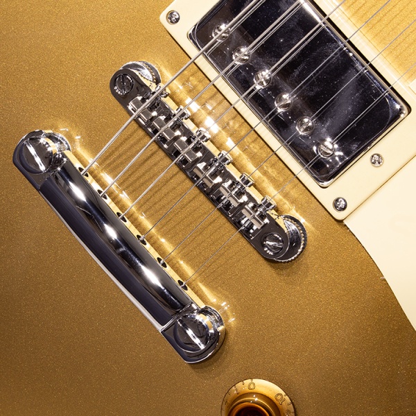 tokai_uals62_gt_gold_top_2