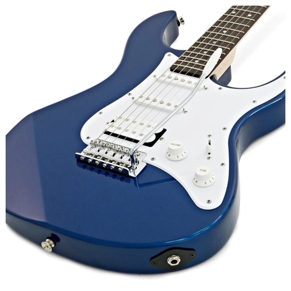 yamaha_pacifica_012_dark_blue_metallic_1